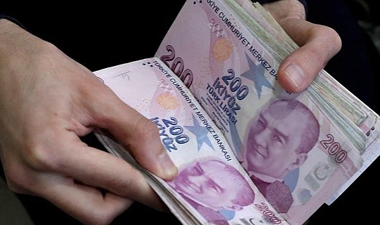 Öğrenciler Merakla Bekliyor! KYK Faizleri Silinecek Mi