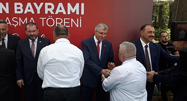 Sakarya Protokolü Orman Park'ta Bayramlaştı