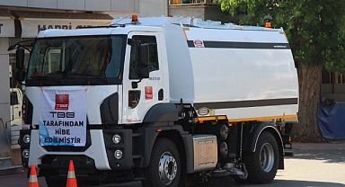 TBB Tarafından Ferizli Belediyesi'ne Yol Süpürge Aracı Hibe Edildi
