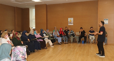 Büyükşehir Aile Bireylerine Stres Yönetimi ve Motivasyon Seminerleri Düzenliyor