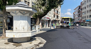 Çeşme Meydanı Sıcak Asfaltla Buluştu