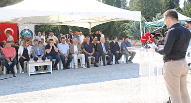 Deprem Şehitleri Serdivan'da Anıldı