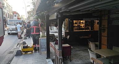 Kafenin Fritözü Alev Aldı, Ekipler Harekete Geçti