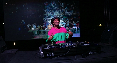 Millet Bahçesinde Doğukan Manço Rüzgarı