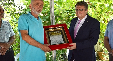 Pençe-Kilit Şehidi Civelek'in Şehadet Belgesi Ailesine Teslim Edildi