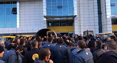 PTT İşçileri Türkiye Genelinde Grev Kararı Aldı