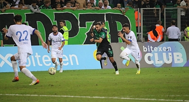 Sakaryaspor Güle Oynaya Galip: 2-0