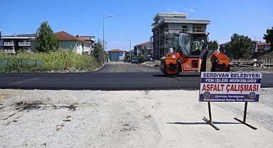 Serdivan'da Yol Bakım ve Onarım Çalışmaları Devam Ediyor