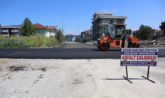 Serdivan'da Yol Bakım ve Onarım Çalışmaları Devam Ediyor