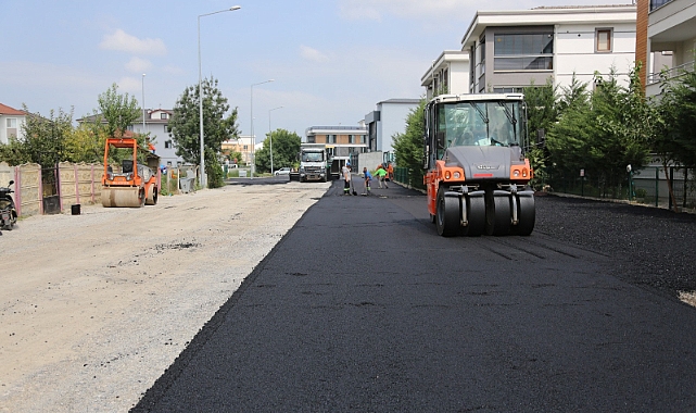 Serdivan'da Yol Bakım ve Onarım Çalışmaları Devam Ediyor