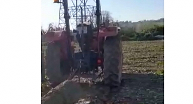 Vicdansızlar Çiftçinin Traktörüne Göz Dikti
