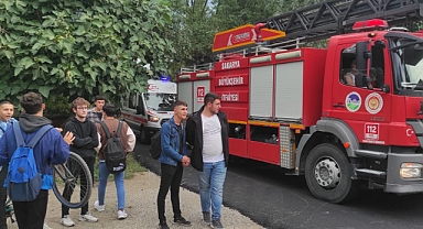 Akyazı'da Yangın Paniği: İki Katlı Evin Sigorta Panosu Alev Aldı