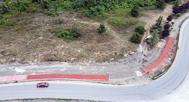 Arifiye'de Yol Bakım ve Onarım Çalışmaları Devam Ediyor