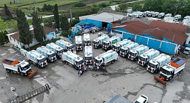 Adapazarı Belediyesi Araç Filosuna 18 Adet Yeni Sıfır Kamyonları Dahil Etti