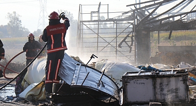 Adapazarı'ndaki Yangın Ekipleri Harekete Geçirdi