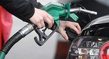 Akaryakıtta Hareketlilik Sürüyor: 1.10 Kuruş Zam Geldi