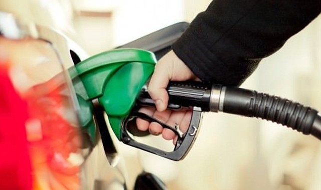 Akaryakıtta İbre Tersine Döndü: Motorine Büyük İndirim Geliyor