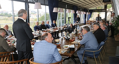 Başkan Alemdar Muhtarlarla Buluştu