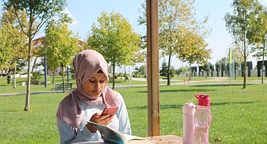 Büyükşehir'den Vatandaşlara Müjde: Sakarya Park'ta Ücretsiz İnternet Hizmeti Başladı