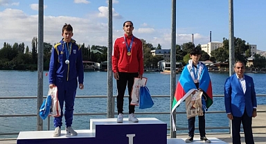 Büyükşehir'li Kanocular Azerbaycan'dan Altın Madalya ile Döndü