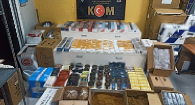 Emniyetten Kaçak Tütün Operasyonu: 5 Gözaltı