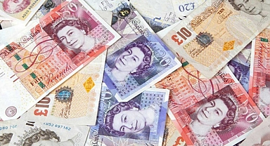 İngiltere'de Sterling Krizi: Maliye Bakanı Görevden Alındı