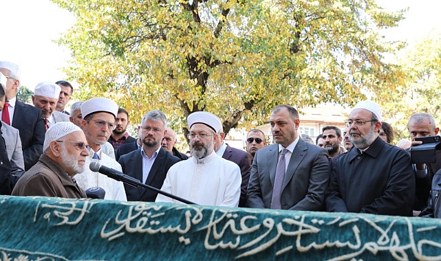 İsmail Cerrahoğlu Toprağa Verildi