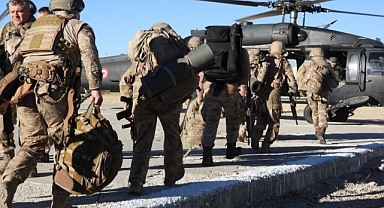 Kahraman Türk Askeri Teröristlerin Ensesinde!