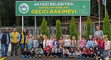 Sokak Hayvanları Bakımevi Minikleri Misafir Etti