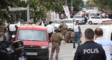 Sokak Ortasında Pompalı Tüfekle Dehşet Saçtı