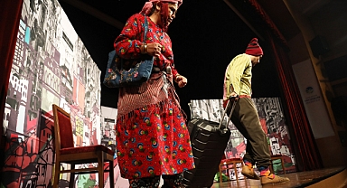 Tiyatro Bozok Ekibi Büyük Beğeni Topladı