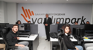 Yerli ve Milli Yazılım Teknolojisi'ni Geliştirecek Donanıma Sahip Gençlerin Yetişeceği Yazılım Park Açıldı