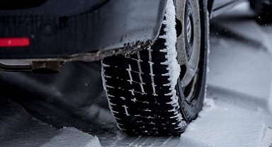 Araç Sahipleri Dikkat! Kış Lastiği Zorunluluğu Uygulaması Yarın Başlıyor
