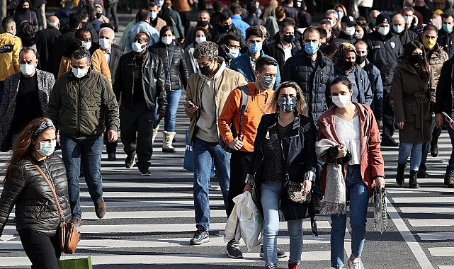 Bakan Koca'dan Koronavirüs Açıklaması: Taramalarda Artık Üçlü Solunum Yolu Bakılacak