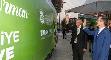 Başkan Yüce Kardeş Şehir Şırnak Cizre'ye Fidan Taşıyan Tırı Uğurladı