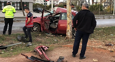 Feci Kaza! Otomobil Hurdaya Döndü: 1 Yaralı