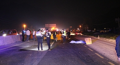 Korkunç Kaza! Otomobil Çarptı: 1 Ölü