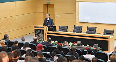 Rektör Al, Öğrenci Topluluk Başkanları ve Yöneticileri İle Buluştu