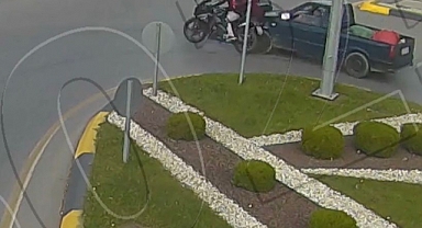 Sakarya'da Dikkatsizlik Sonucu Meydana Gelen Trafik Kazaları Kamerada