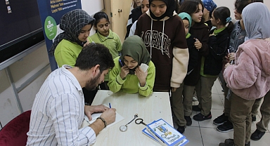 Sakaryalı Yazarlar Öğrencilerle Bir Araya Geldi