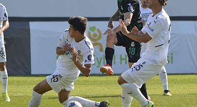 Maç Sonucu: Manisa FK: 2 Sakaryaspor: 1