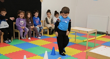 Serdivan Çocuk Akademisi'nde Eğitimler Devam Ediyor