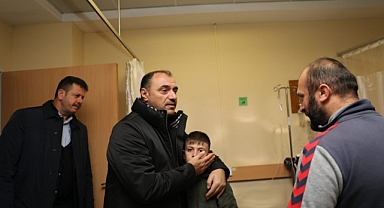 Vali Kaldırım Depremden Etkilenen Vatandaşları Ziyaret Etti