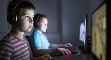 Ailelere Önemli Uyarı: Sanal Oyunlar Tehlike Saçıyor!