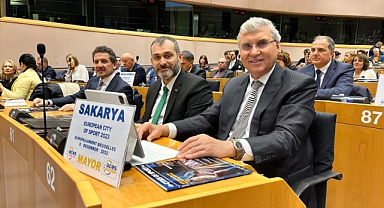 Başkan Yüce 'Avrupa Spor Şehri' Ödülünü Brüksel'de Aldı