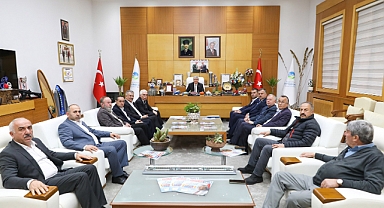 Başkan Yüce, Muhtarlar Derneği Başkanlarını Ağırladı