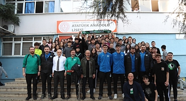 Büyükşehir Hentbol Takımı Öğrencilerle Buluştu