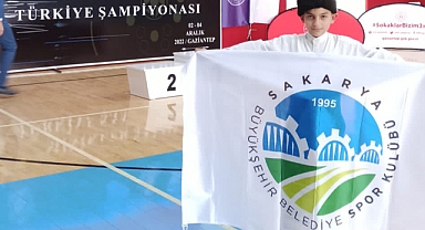 Büyükşehir'in Minik Okçusu Türkiye Şampiyonası’nda Üçüncü Oldu