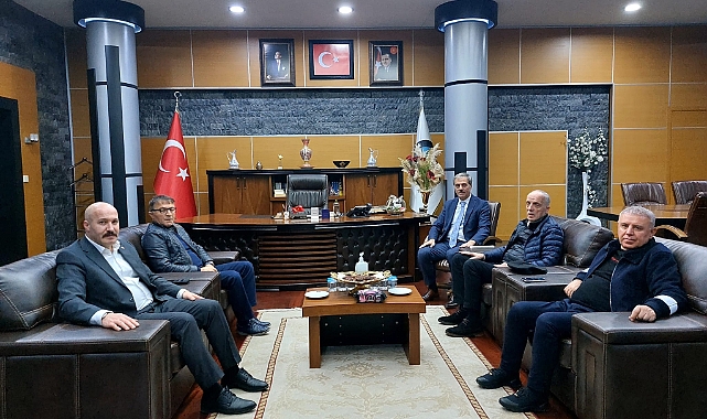 Ergün Atalay, Başkan Alemdar'ı Ziyaret Etti