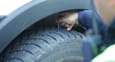 Kış Lastiği Uygulaması Bugün Başladı! Kurallara Uymayan Sürücülere 1152 Lira Ceza Kesilecek